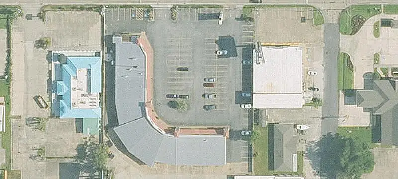 Retail Space with Ample Parking