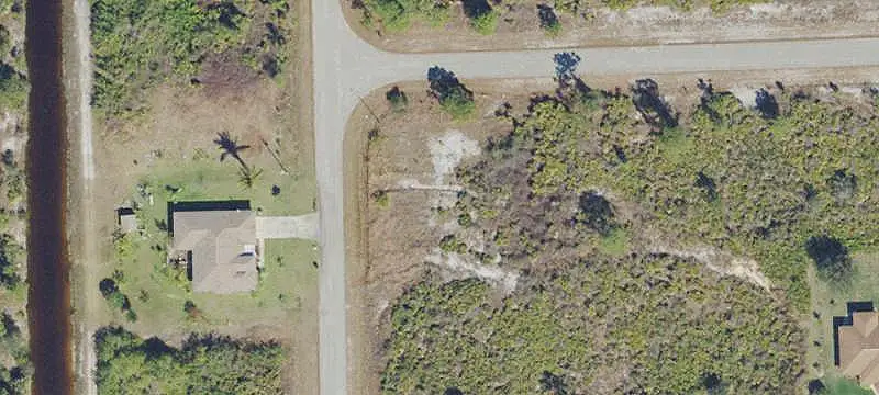 634 Camilla Street East, Lehigh Acres, FL 33974