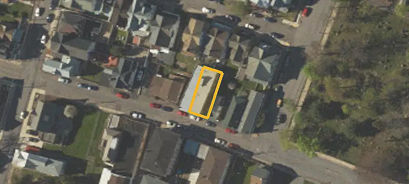 Triplex with Garage/Warehouse