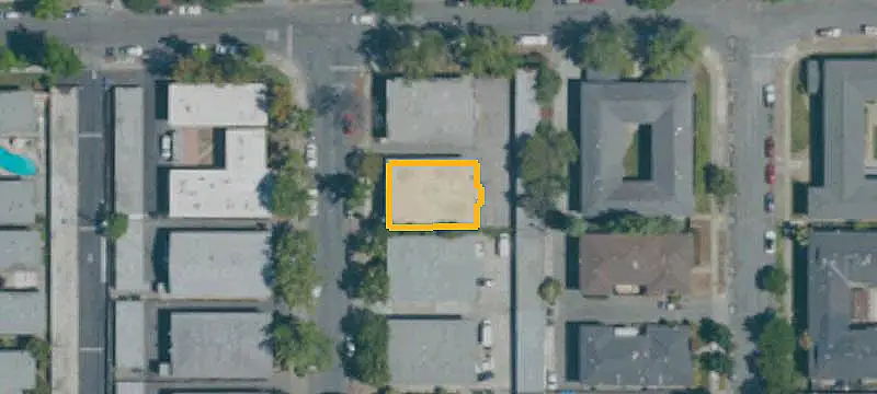 8-Unit Apartment Building