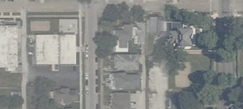 Apartment Building Near ISU