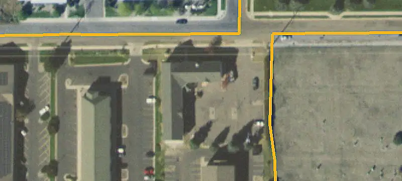 17-Unit Apartment Building