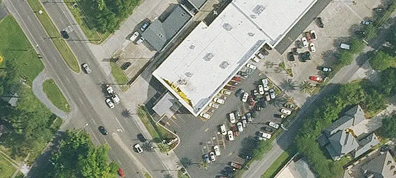 Fully Leased Shopping Center