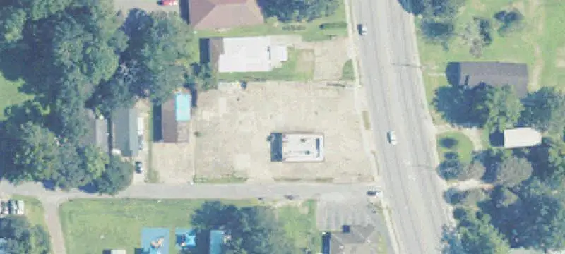Drive-Through Restaurant with Corner Access
