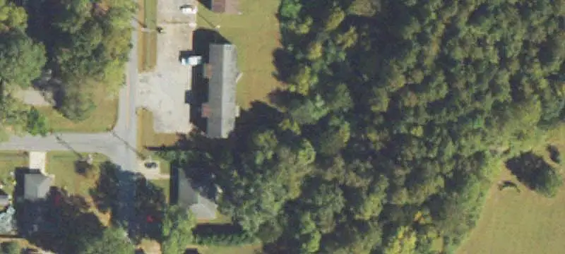 8-Unit Apartment Building