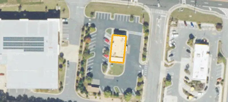 Signalized-Intersection Commercial Land
