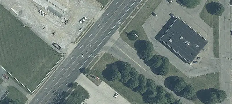 Commercial Lots & Land