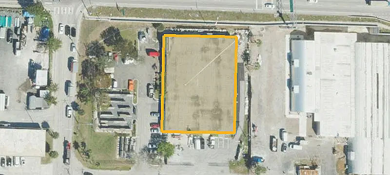 Warehouse Near Major Roadways