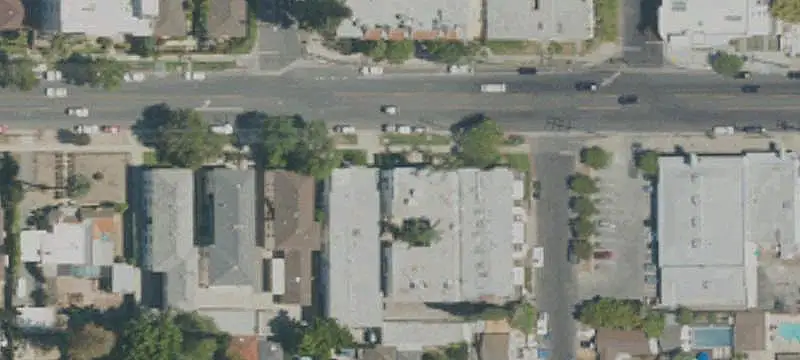 10-Unit Apartment Building
