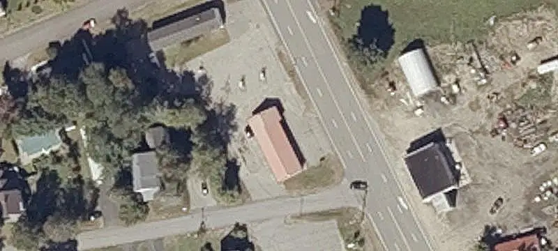 4-Bay Car Wash With Garage