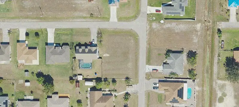 4301 E 10th St, Lehigh Acres, FL 33972