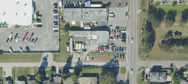 Flex Space with Fenced Yard