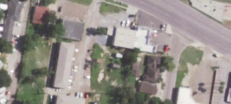 Two-Lot Auto Shop Property
