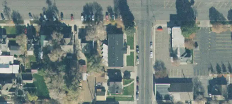 Remodeled 8-Unit Apartment Building