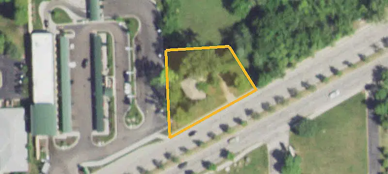 Commercial Land at Lighted Intersection