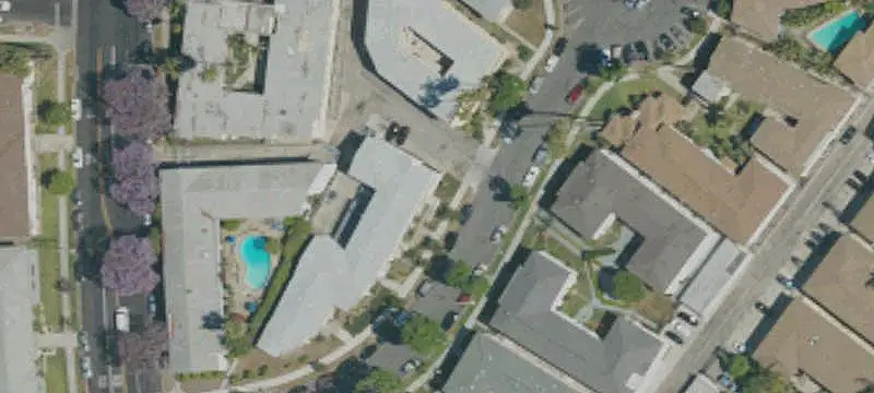 20-Unit Apartment Building