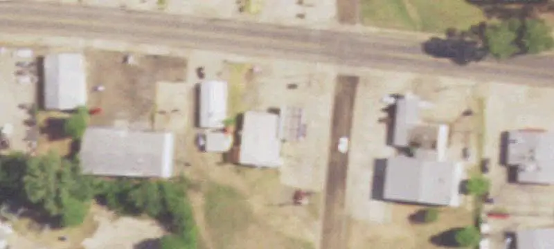 Single-Story Gas Station