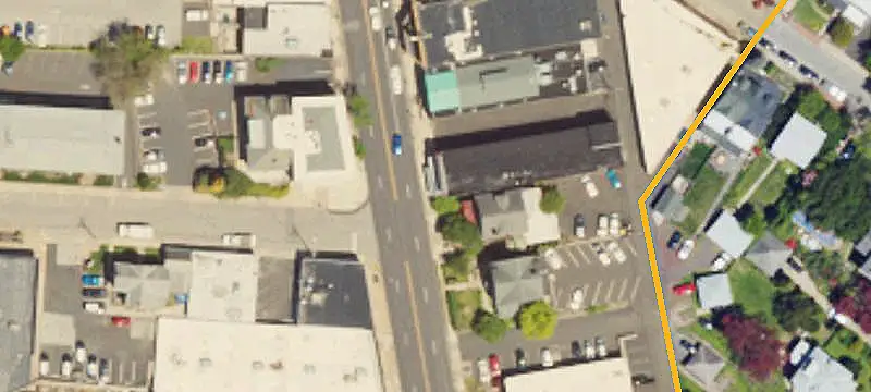 Retail and Office Shopping Center