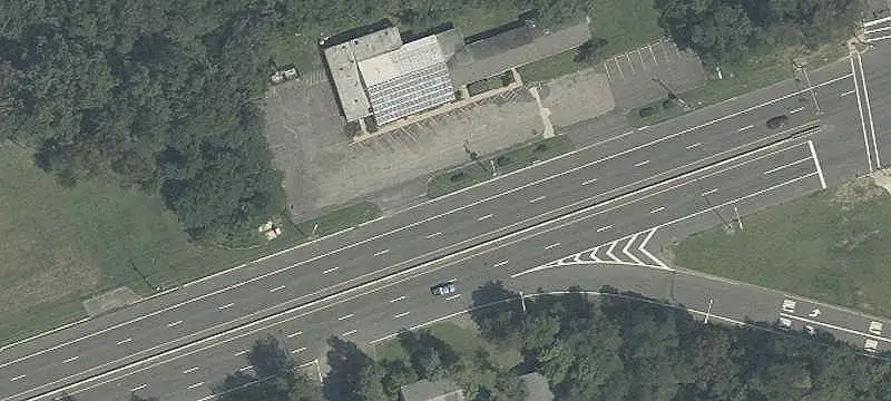 Five-Tenant Neighborhood Shopping Center