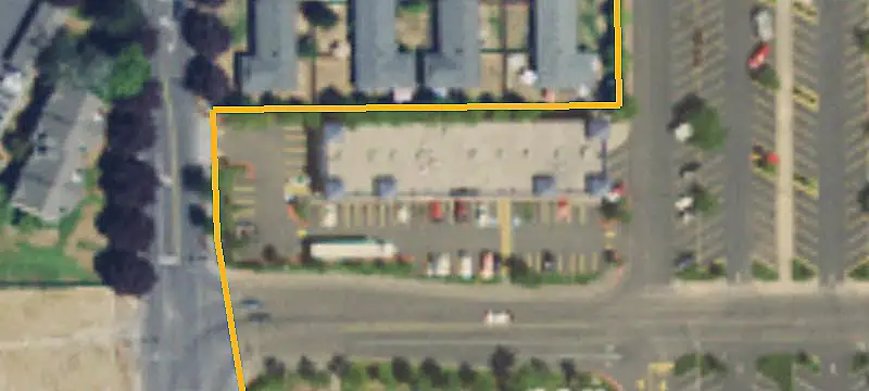 Walmart-Anchored Shopping Center