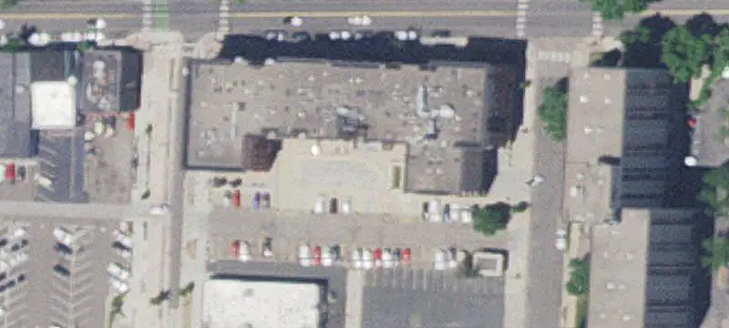 Multi-Tenant Retail Space