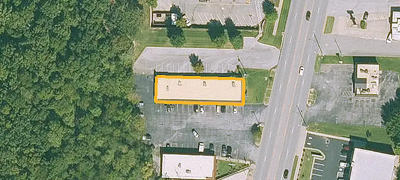 Salon-Oriented Retail Space
