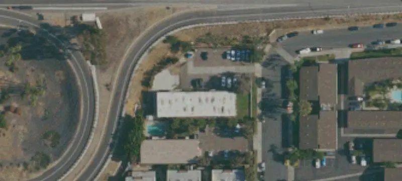 10-Unit Apartment Building