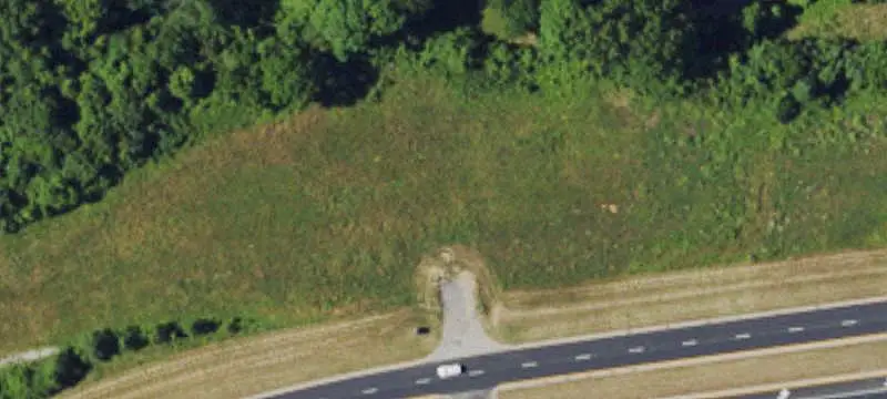 Signalized Commercial Land