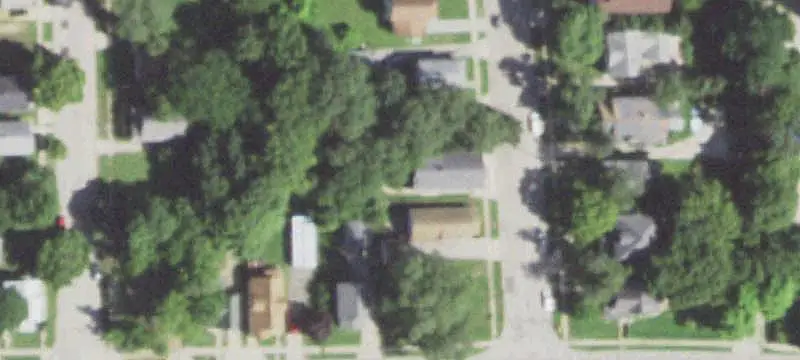 Mixed-Use Building with Additional Lot