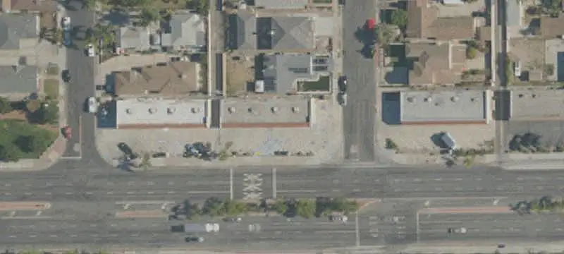 Four-Unit Retail Strip Mall