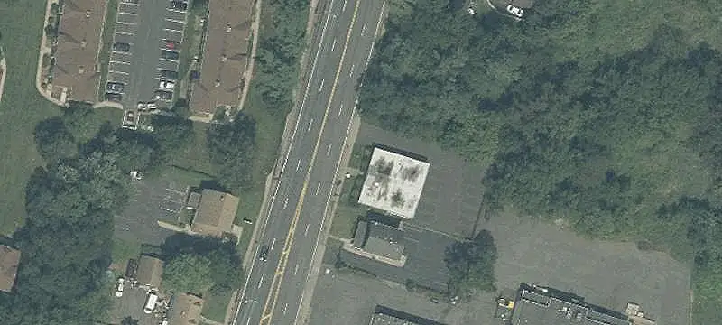 Three-Unit Freestanding Office Building