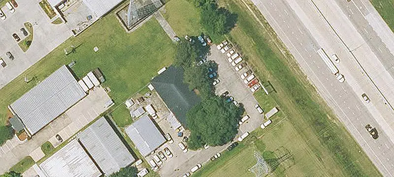 Flex Space with Secured Yard
