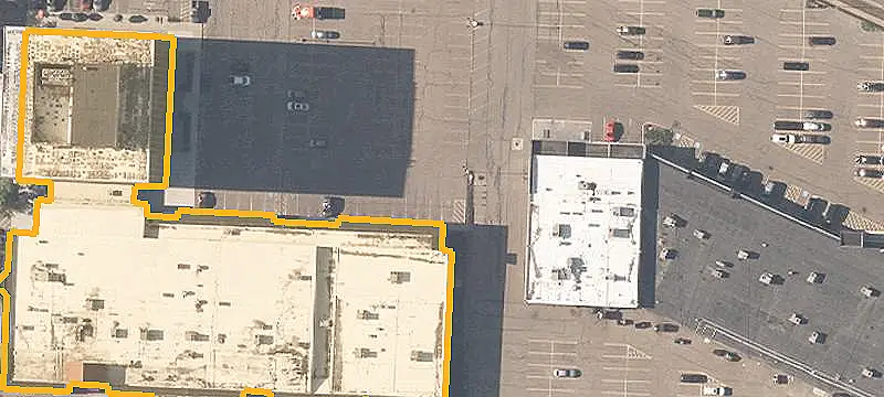 Restaurant Space in Retail Plaza