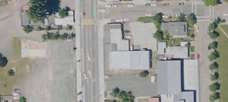 Storefront Building with Rear Unit