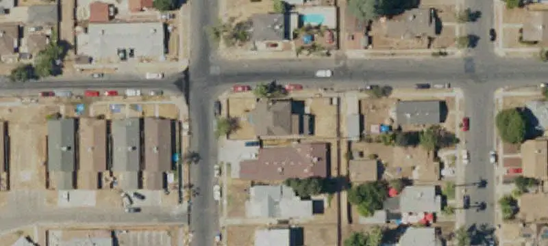 7-Unit Low-Rise Apartment Building
