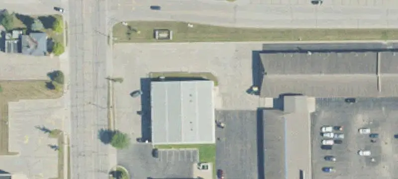 Retail Building with Open Floor Plan