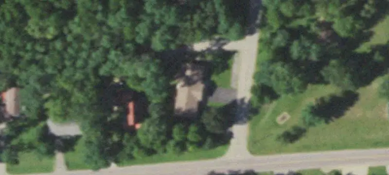Lots & Acreage / Rural