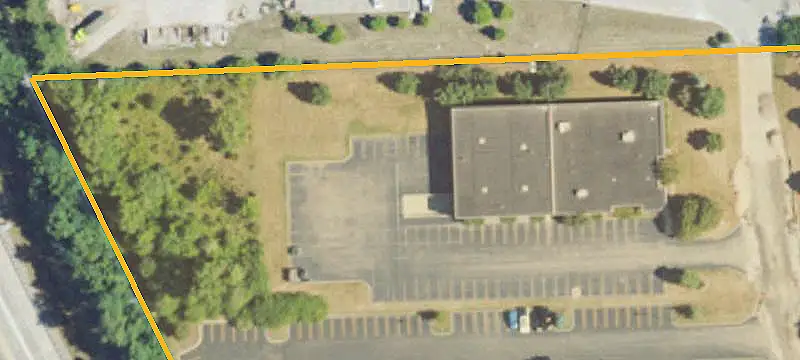 Halsted Commerce Park Retail Space