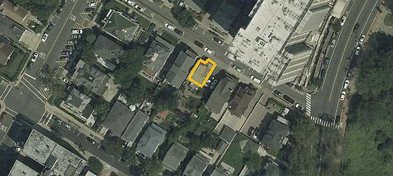Renovated Duplex with Owner’s Triplex