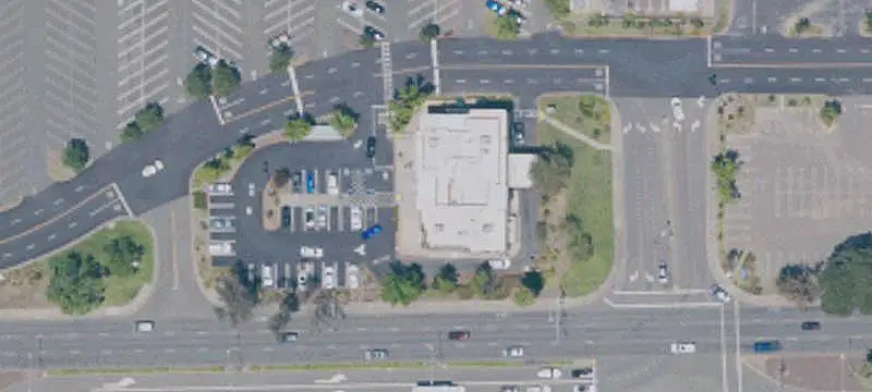 Three-Tenant Shopping Center Outparcel