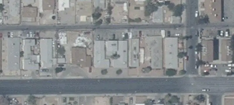 6-Unit Apartment Building