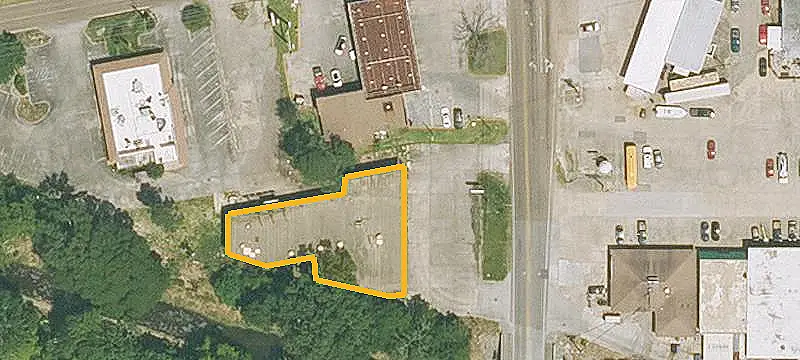 Multi-Tenant Storefront Property