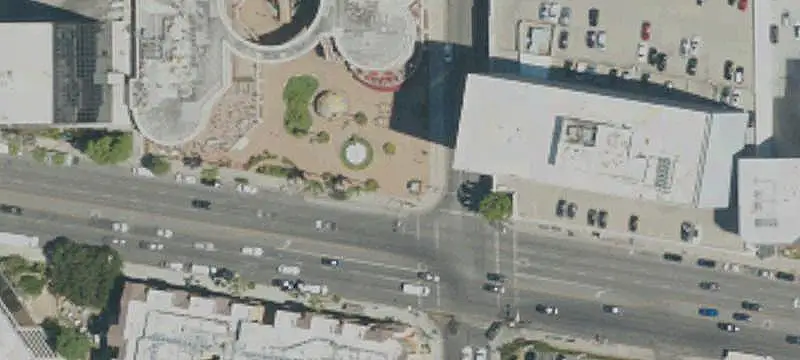 Encino Place Shopping Center