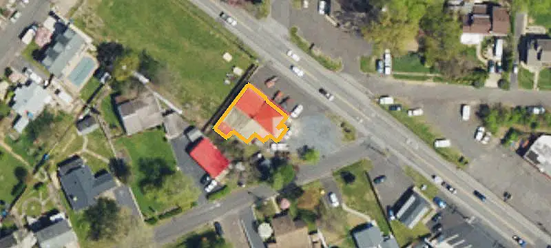 Corner Auto Shop with Living Quarters