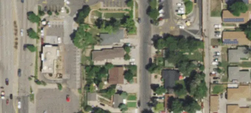 Remodeled 6-Unit Apartment Building