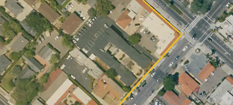 Renovated 23-Unit Apartment Building