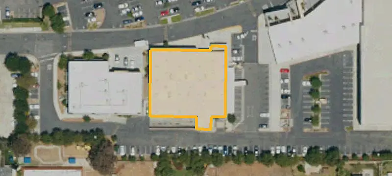 Freestanding Retail Property