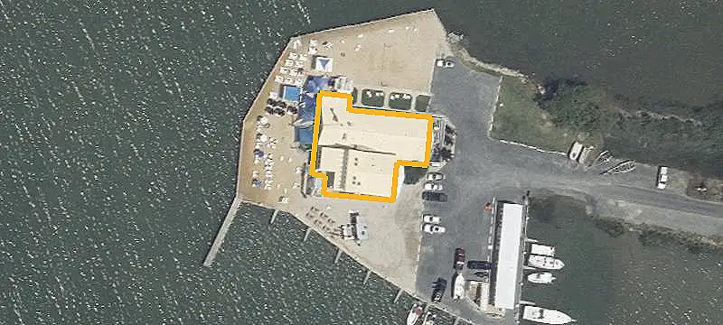 Waterfront Marina with Hotel Rooms