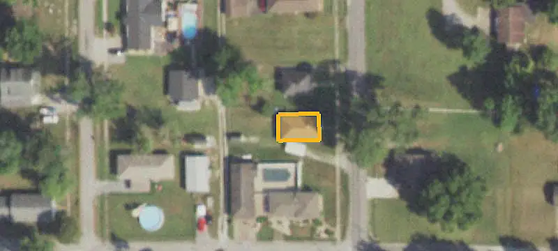 Auto Service Garage with Towing Yard