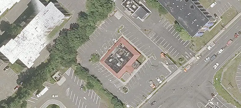 Freestanding Drive-Through Restaurant
